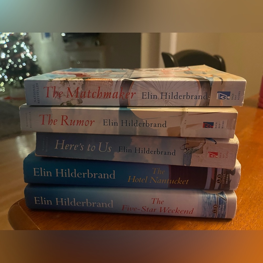 5 Elin Hilderbrand books. 2 hardcover. The Five Star weekend is autographed.